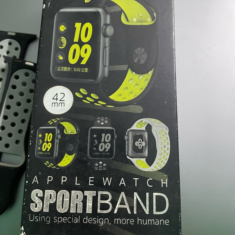 Coteecti Apple Watch 42mm stylish sports band - rarely used - Picture 1 of 9